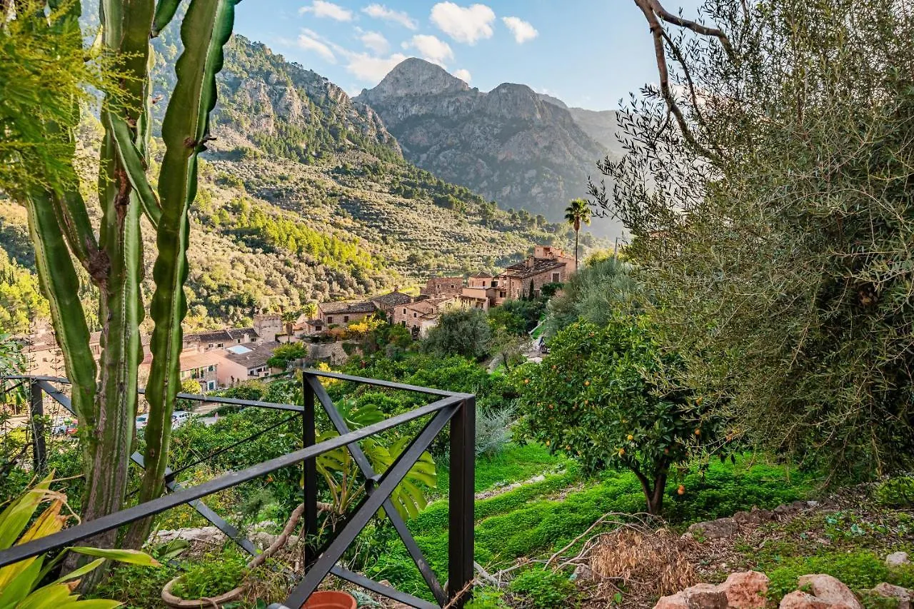 Se Teulere Villa Fornalutx Alpehytte